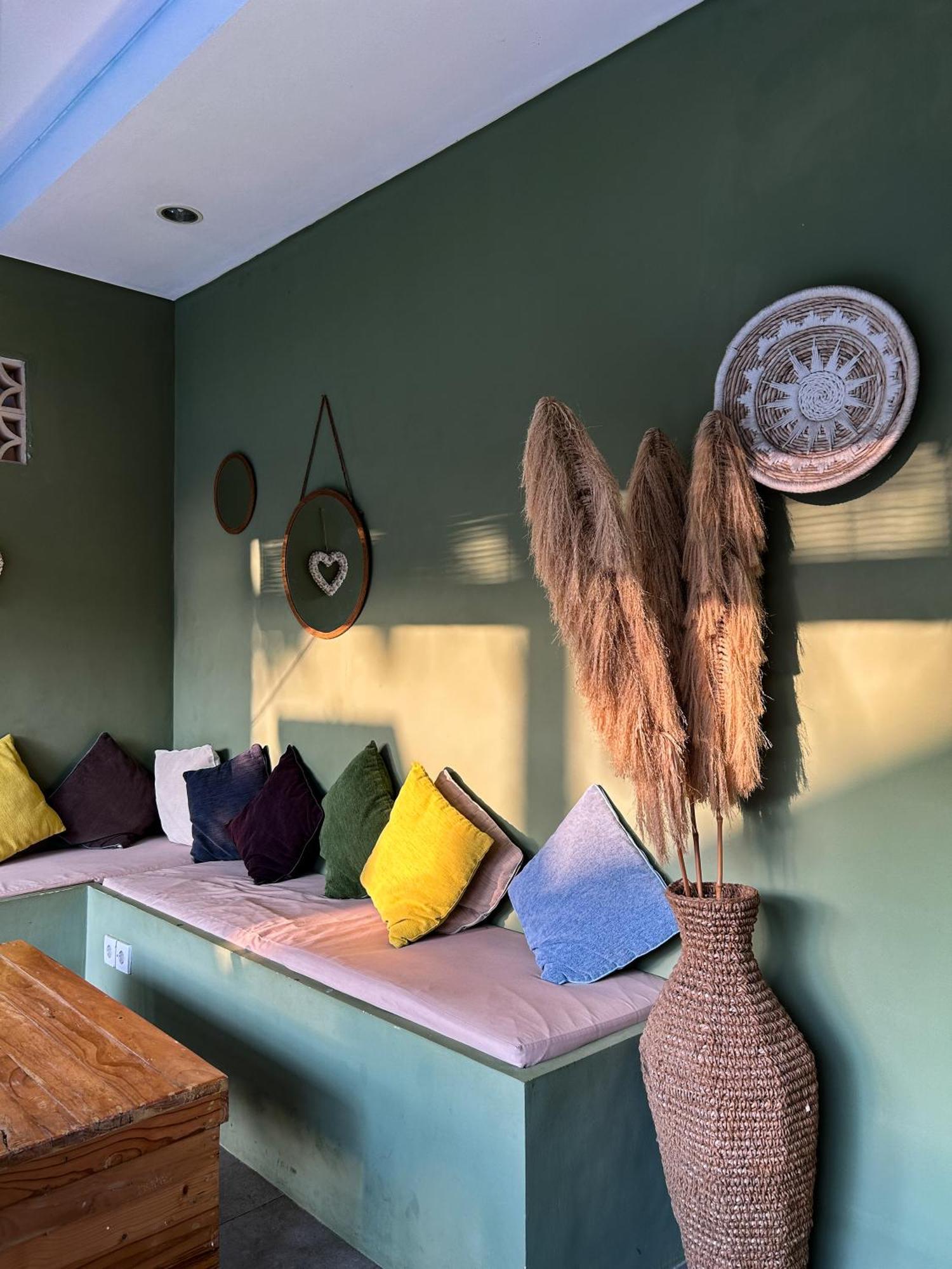 Kiki Village Bathtub And Living Room ชังกู ภายนอก รูปภาพ
